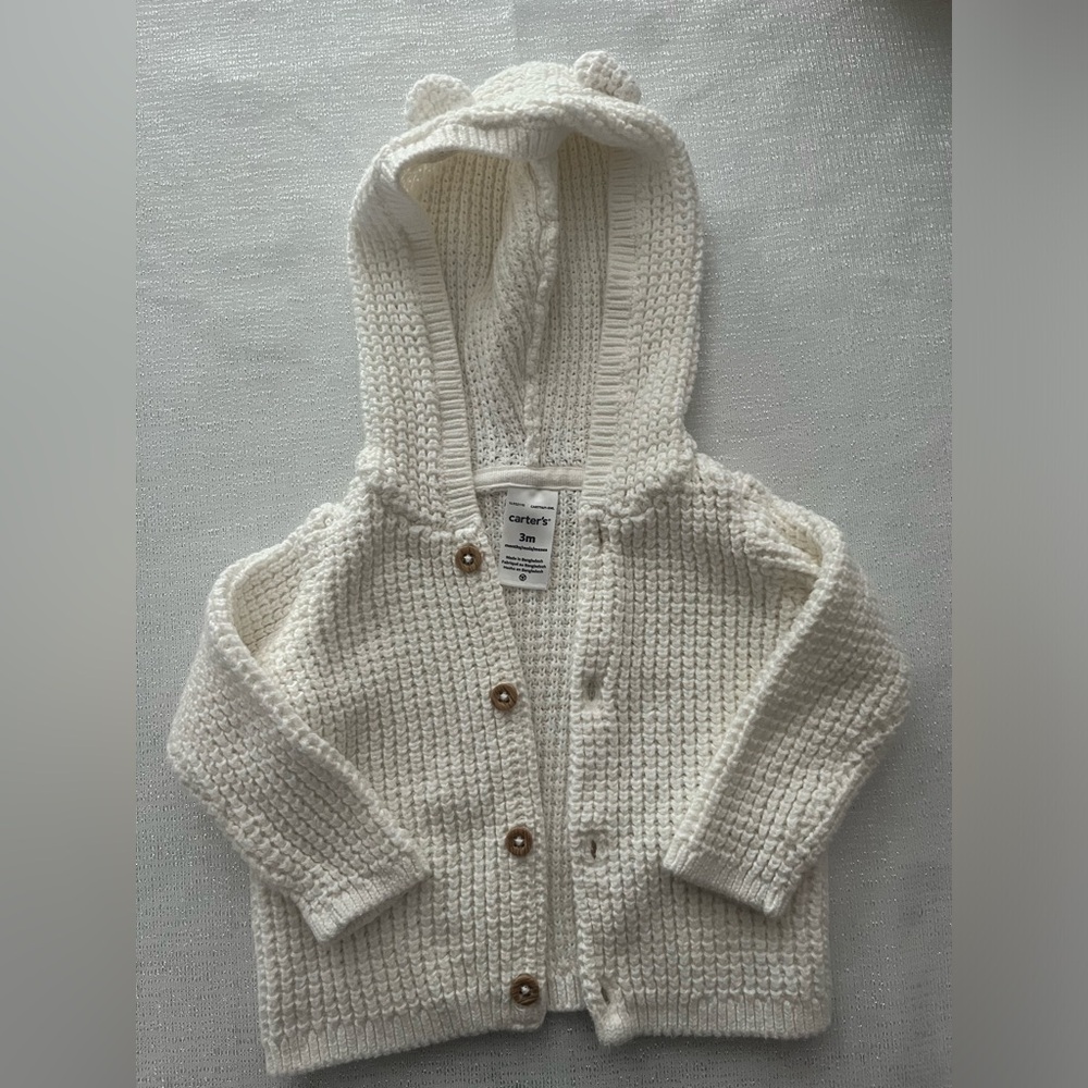 Carters 3M Knit Sweater. Button Closure. Like New Quality.